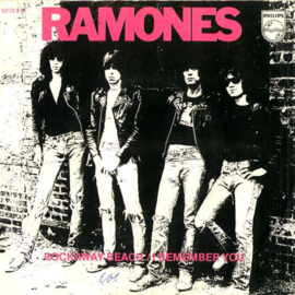 Ramones ‎– Rockaway Beach (1977)