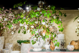 Bloemstuk naturel wit-groen
