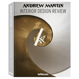 Salontafelboek Andrew Martin Interior Design Review
