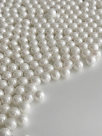 White pearl sprinkles 10mm