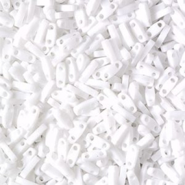 Miyuki Quarter Tila 0402 White Opaque 5 gram