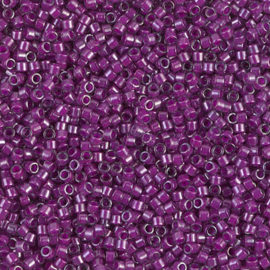 Miyuki delica 11/0 DB0281 Fuchsia Lined Luster Crystal ( 5 gram)