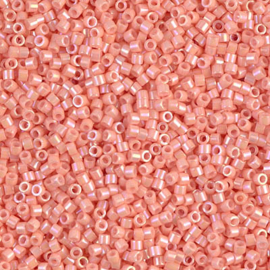 Miyuki delica 11/0 DB-0207 Opaque Luster Tea Rose ( 5 gram)