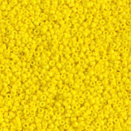 Miyuki rocailles 15-0404 Yellow Opaque (5 gram)