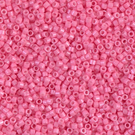 Miyuki delica 11/0 DB1371 Opaque Dyed Carnation Pink ( 5 gram)