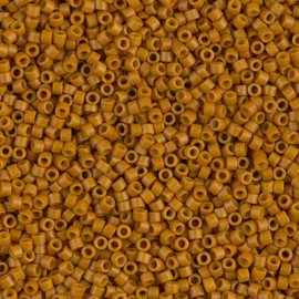 Miyuki delica 11/0 DB-0653 Opaque Dyed Pumpkin ( 5 gram)