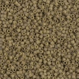 Miyuki delica 11/0 DB-0390 Opaque Matte Green Tea ( 5 gram)