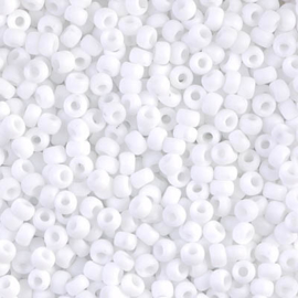 Miyuki rocailles 11/0 0402F White Opaque Matte (50 gram)