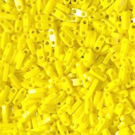 Miyuki Quarter Tila 0404 Yellow Opaque 5 gram