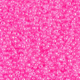 Miyuki rocailles 11/0 4301 Luminous Pink / Wild Strawberry (10 gram)