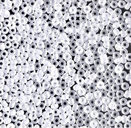 Miyuki rocailles 11-0131F Matte Transparent Crystal (10 gram)