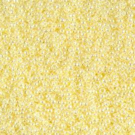 Miyuki rocailles 11-0514 Light Yellow Lemon Ice Ceylon (10 gram)