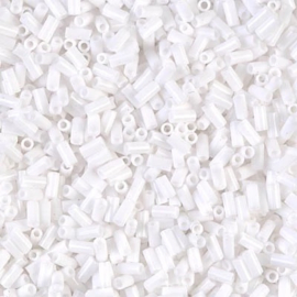 Miyuki Bugles #1 - 3 x 1,5 mm BGL1- 0402 White Opaque ( 5 gram )