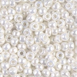 Miyuki rocailles 6/0 0591 Ivory Pearl Ceylon (10 gram)