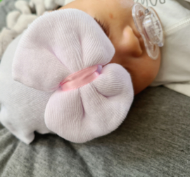 Beanie newborn met Strik - wit -