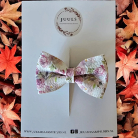 Strik autumn lilac flowers
