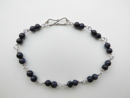 Zilveren blauw zandsteen kralen bracelet.