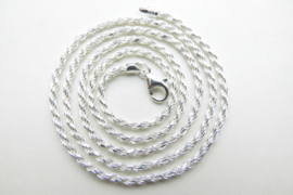 Zilveren massieve koord ketting.