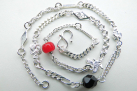 Zilveren baby alakondre ketting (dun)