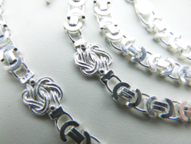 Zilveren mattenklopper platte konings ketting + bracelet