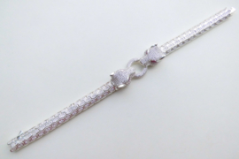 Zilveren panter koppen bracelet met zirkonia steentjes en rode ogen.