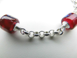 Zilveren rood alakondre bracelet.