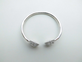 Zilveren indianen baby boei armband.