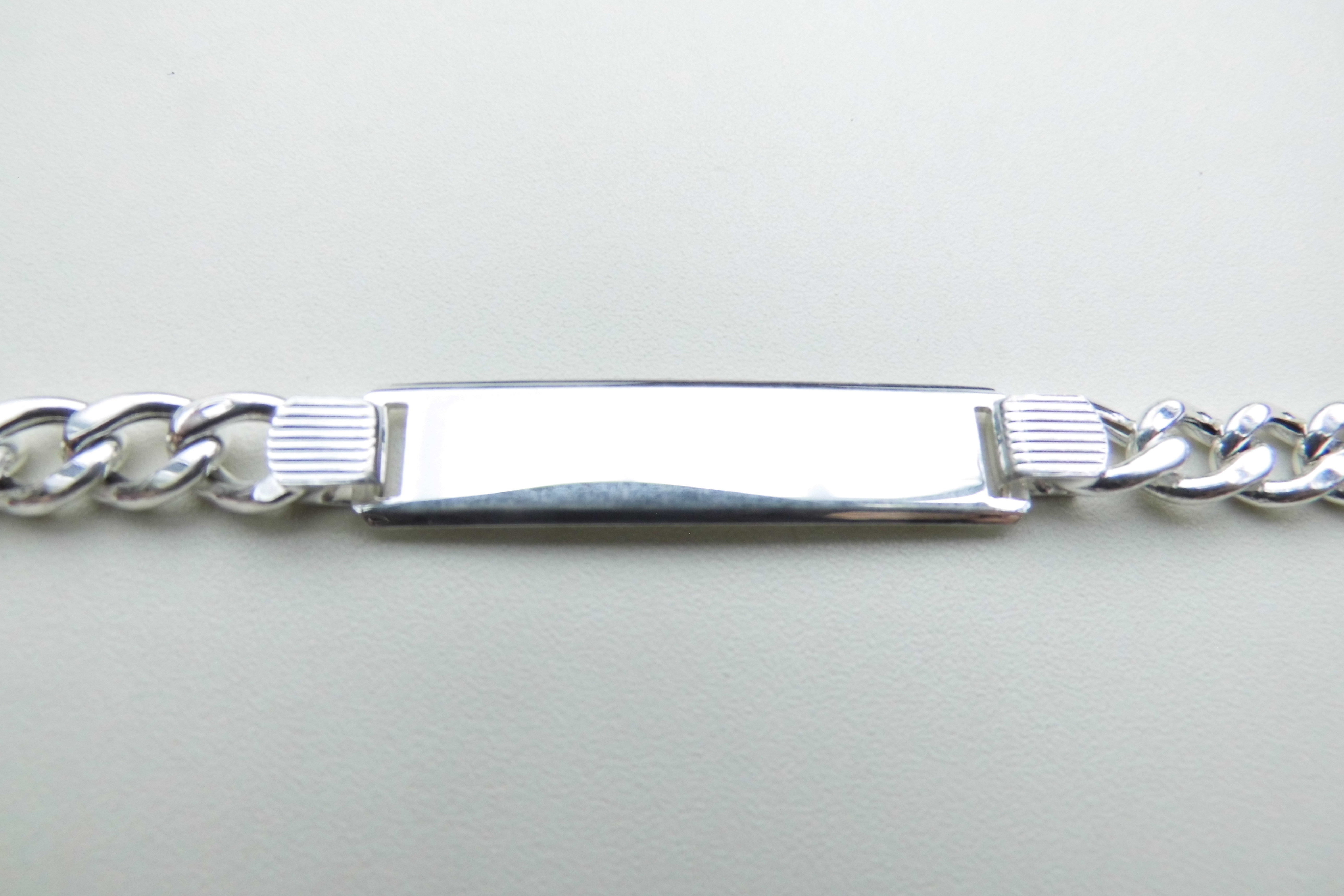 Zilveren plaatband bracelet. (gratis graveren)