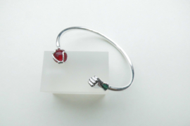 Zilveren rood-vuist kinderen boei armband.