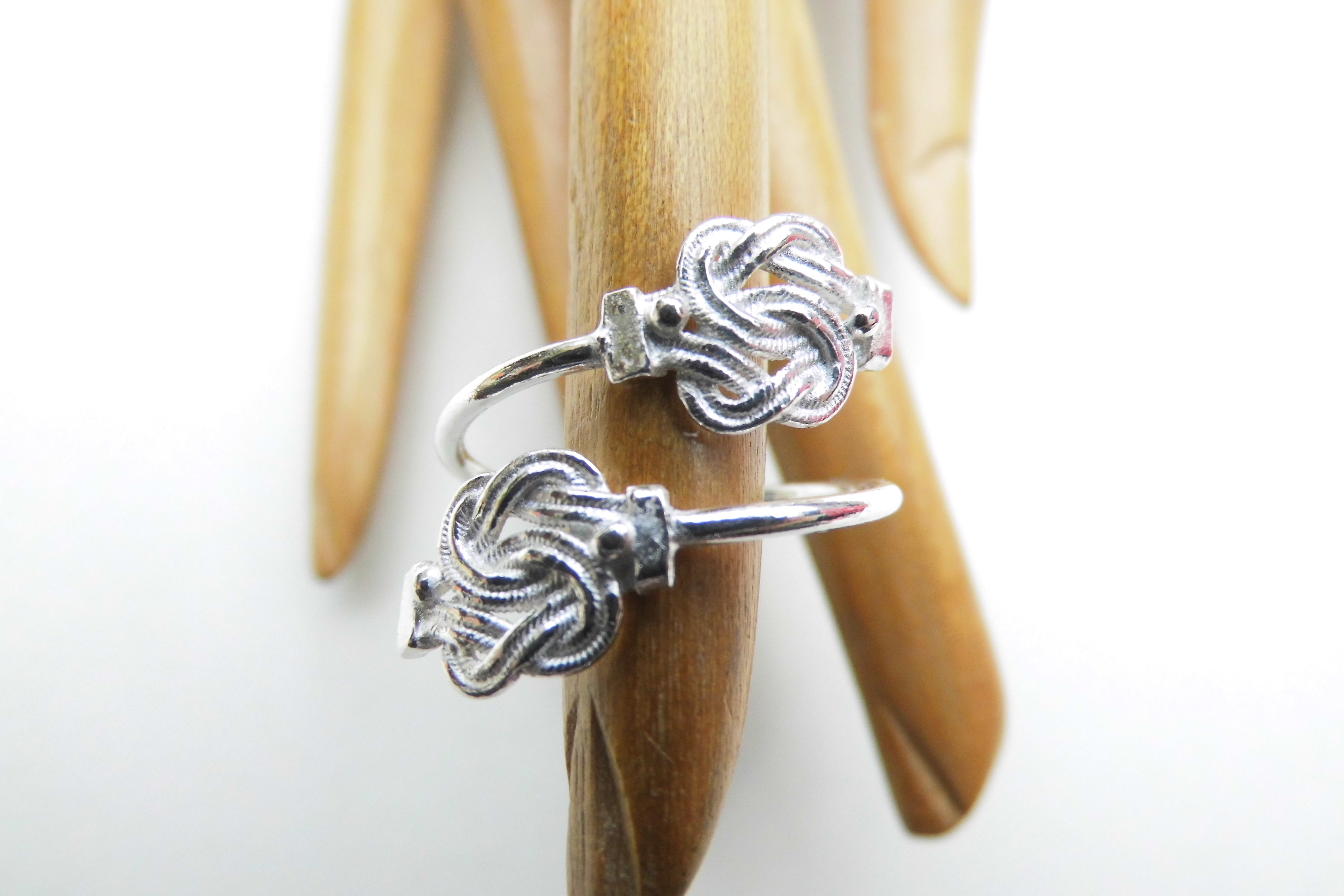 Zilveren mattenklopper schuif ring. (nieuw model)
