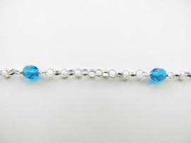 Zilveren baby/kind lontai ketting met blauwe kralen. (45 cm)