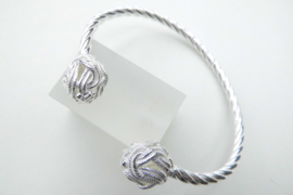 Zilveren mattenklopper ballen draai boei armband.