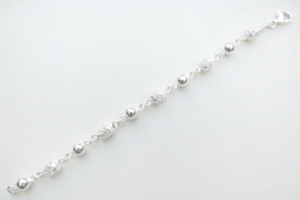 Zilveren makka-peri ballen bracelet.