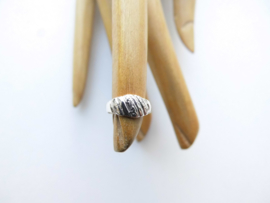 Zilveren baby ring.