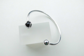 Zilveren zwart-bal kinderen boei armband.