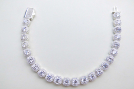 Zilveren clustered tennis bracelet.