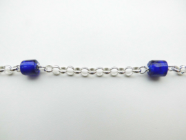 Zilveren lontai ketting met blauwe ingi boca kralen.