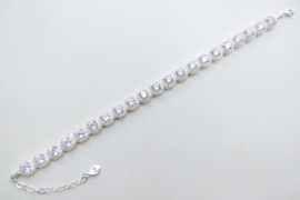 Zilveren clustered tennis bracelet.