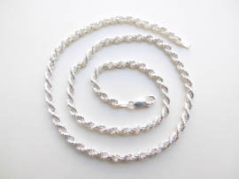 Zilveren baby/kind koord ketting.
