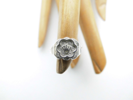 Zilveren baby ring 2