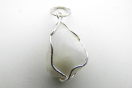 Zilveren koebi steen hanger. (medium)