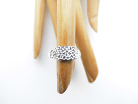 Zilveren piet piet baby ring.