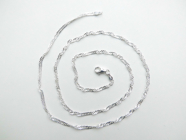 Zilveren singapore ketting. (50 cm)