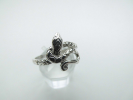 Zilveren slang ring.
