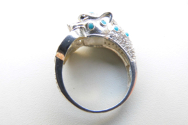 Zilveren jaguar ring.
