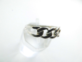 Zilveren schakels ring.