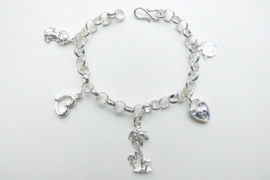 Zilveren bedeltjes bracelet.