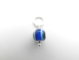 Zilveren boze oog kraal hanger.