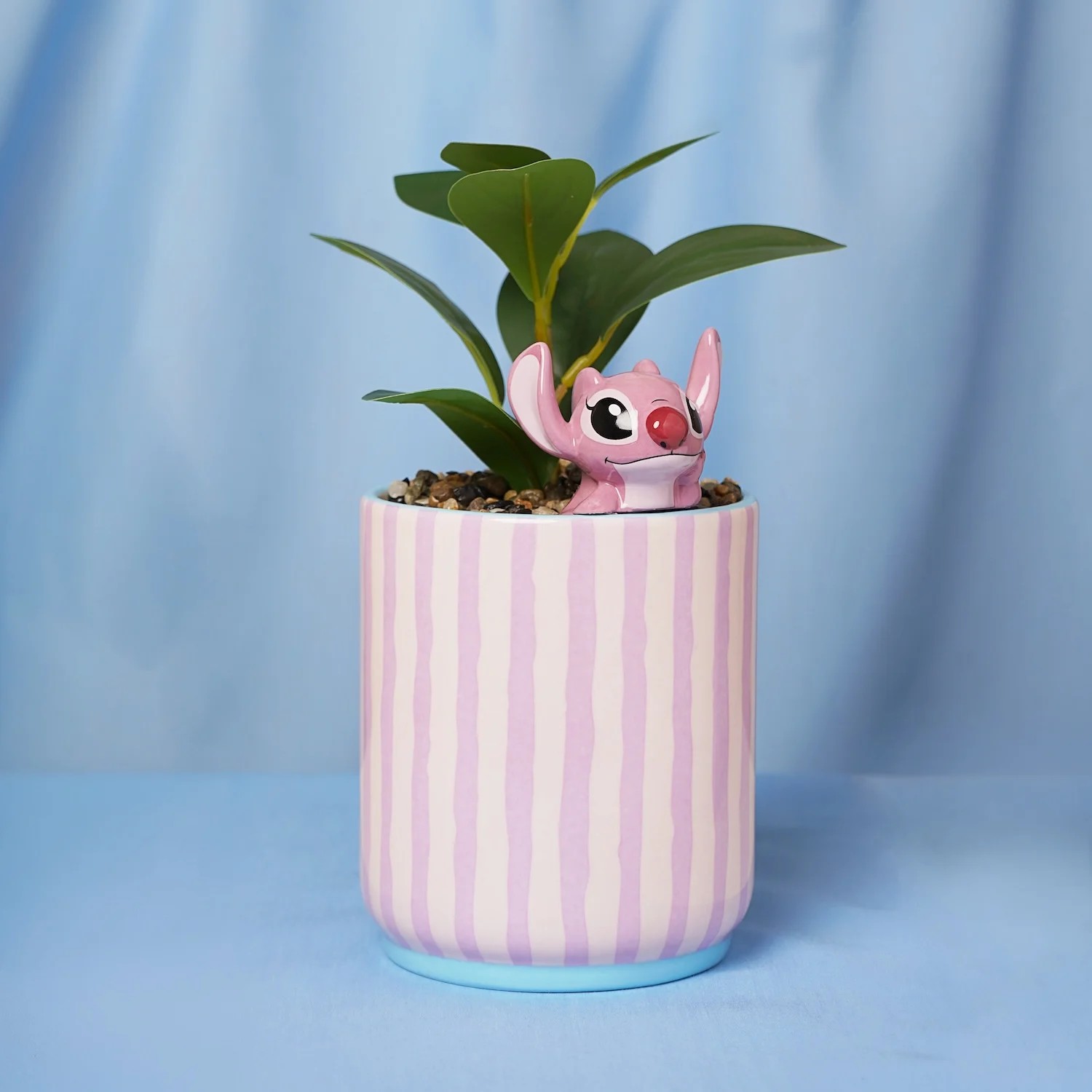 ANGEL - Planter with a 3D Angel + Fake Plant