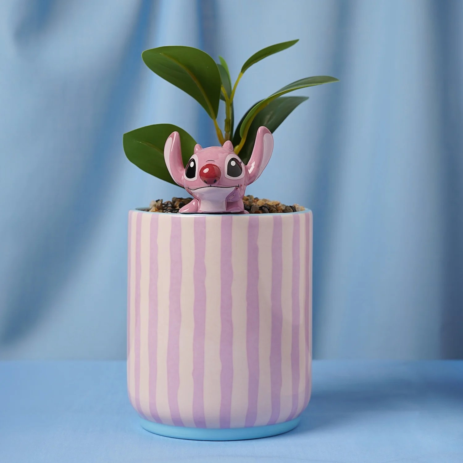 ANGEL - Planter with a 3D Angel + Fake Plant